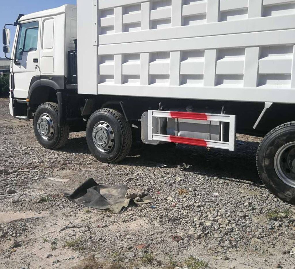 Sinotruk Howo - Kiper: slika Sinotruk Howo - Kiper Sinotruk Howo - Kiper: slika Sinotruk Howo - Kiper