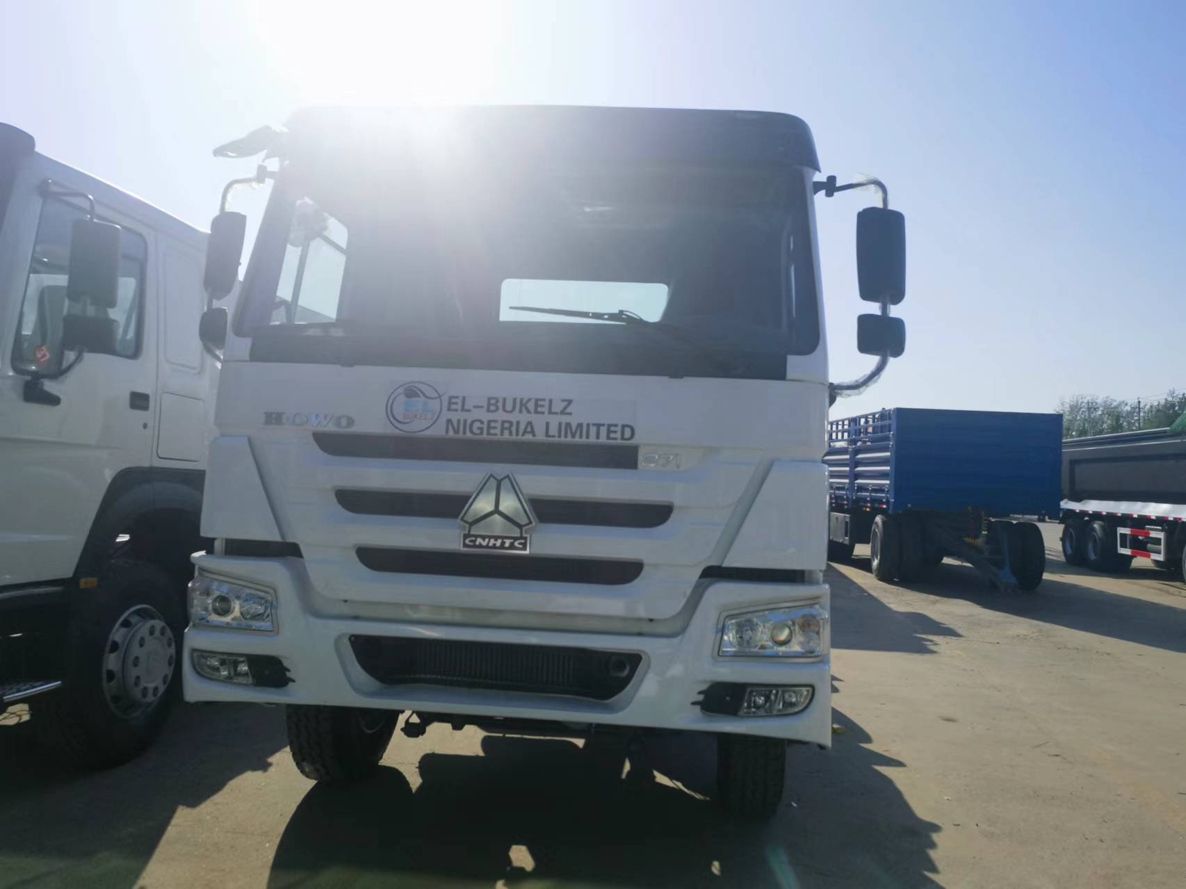 Sinotruk HOWO 371 Tractor - Tegljač: slika Sinotruk HOWO 371 Tractor - Tegljač Sinotruk HOWO 371 Tractor - Tegljač: slika Sinotruk HOWO 371 Tractor - Tegljač