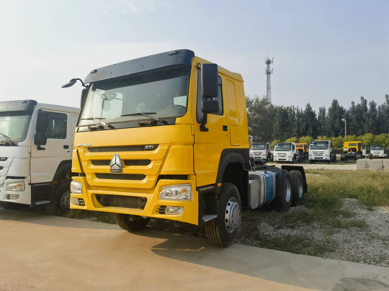 Sinotruk HOWO 371 Tractor - Tegljač: slika Sinotruk HOWO 371 Tractor - Tegljač Sinotruk HOWO 371 Tractor - Tegljač: slika Sinotruk HOWO 371 Tractor - Tegljač