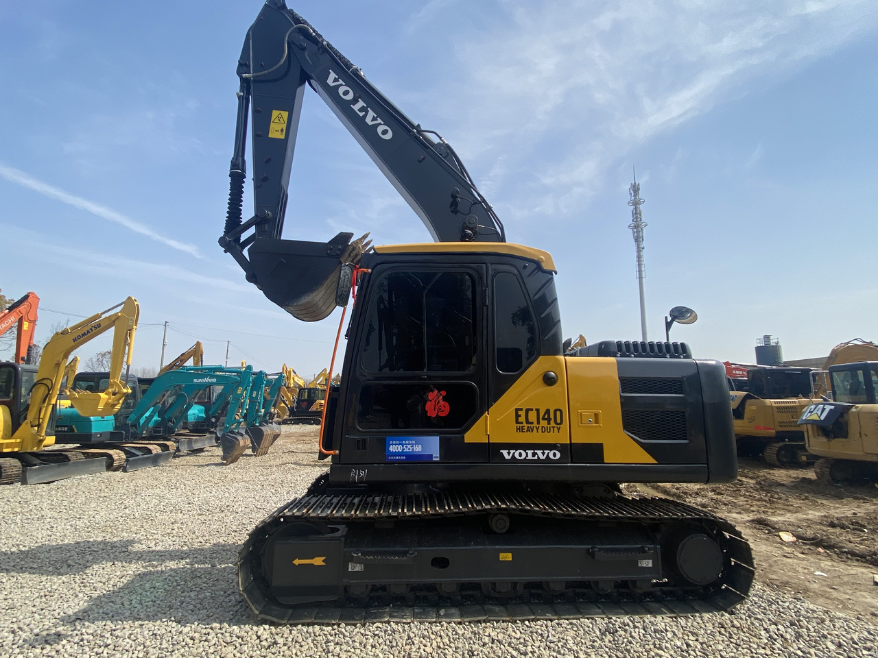 VOLVO EC140 - Bager: slika VOLVO EC140 - Bager VOLVO EC140 - Bager: slika VOLVO EC140 - Bager