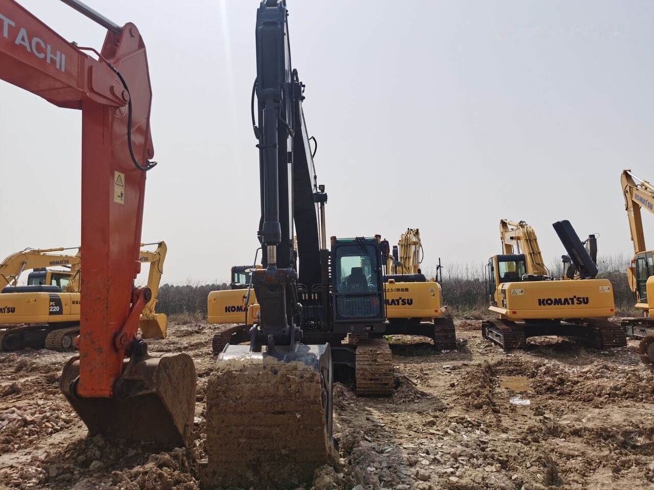 Volvo EC210D - Bager gusjeničar: slika Volvo EC210D - Bager gusjeničar Volvo EC210D - Bager gusjeničar: slika Volvo EC210D - Bager gusjeničar