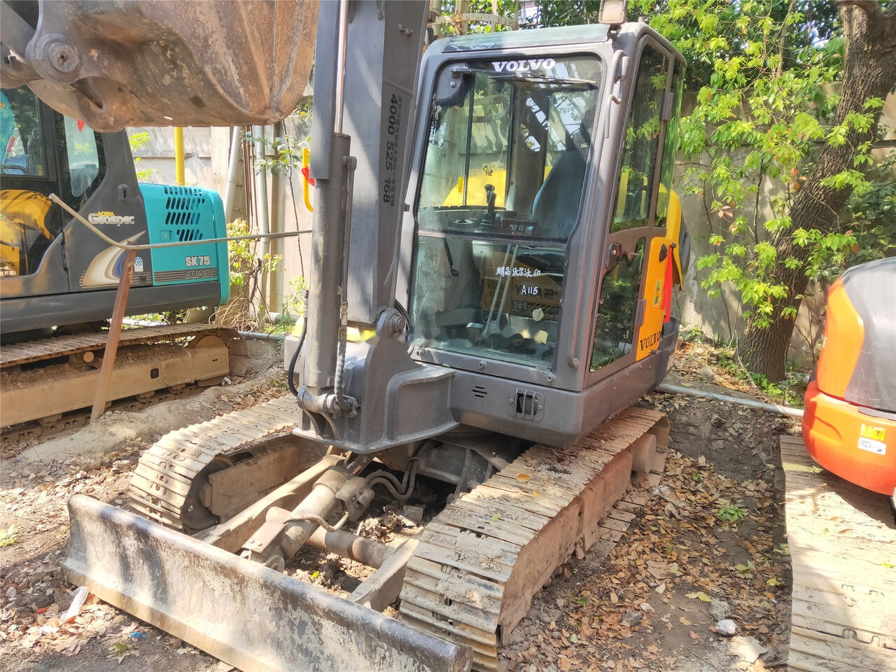 Volvo EC60C - Mini bager: slika Volvo EC60C - Mini bager Volvo EC60C - Mini bager: slika Volvo EC60C - Mini bager
