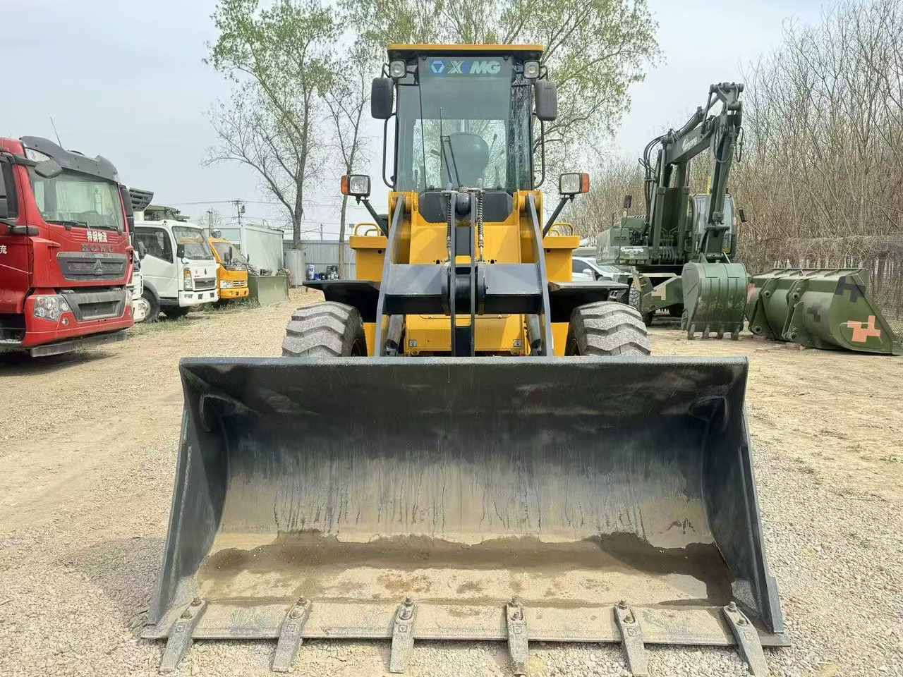 XCMG 30-25 - Rovokopač-utovarivač: slika XCMG 30-25 - Rovokopač-utovarivač XCMG 30-25 - Rovokopač-utovarivač: slika XCMG 30-25 - Rovokopač-utovarivač