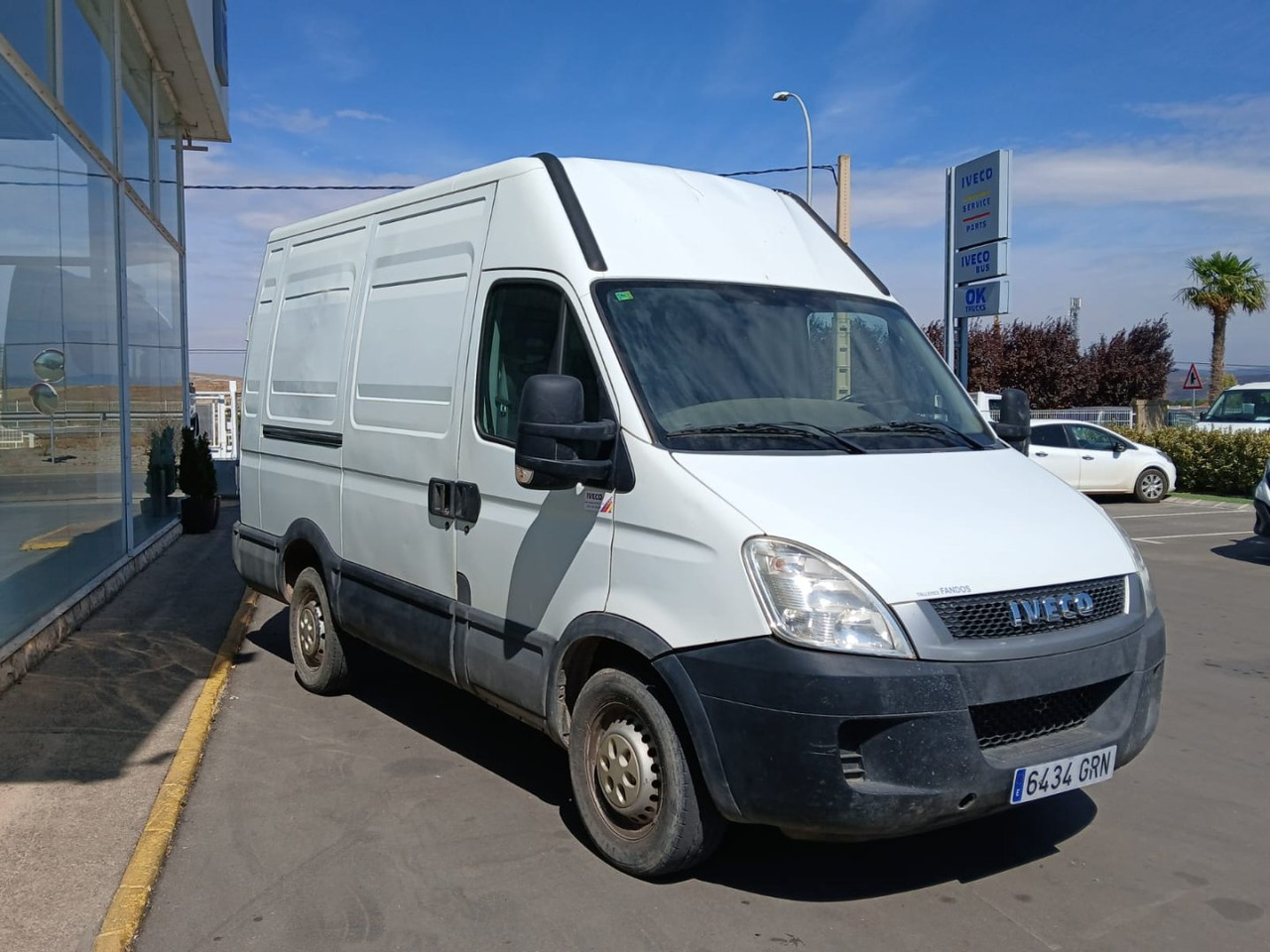 Furgón IVECO 35S13 V 10m3 - Furgon: slika Furgón IVECO 35S13 V 10m3 - Furgon Furgón IVECO 35S13 V 10m3 - Furgon: slika Furgón IVECO 35S13 V 10m3 - Furgon