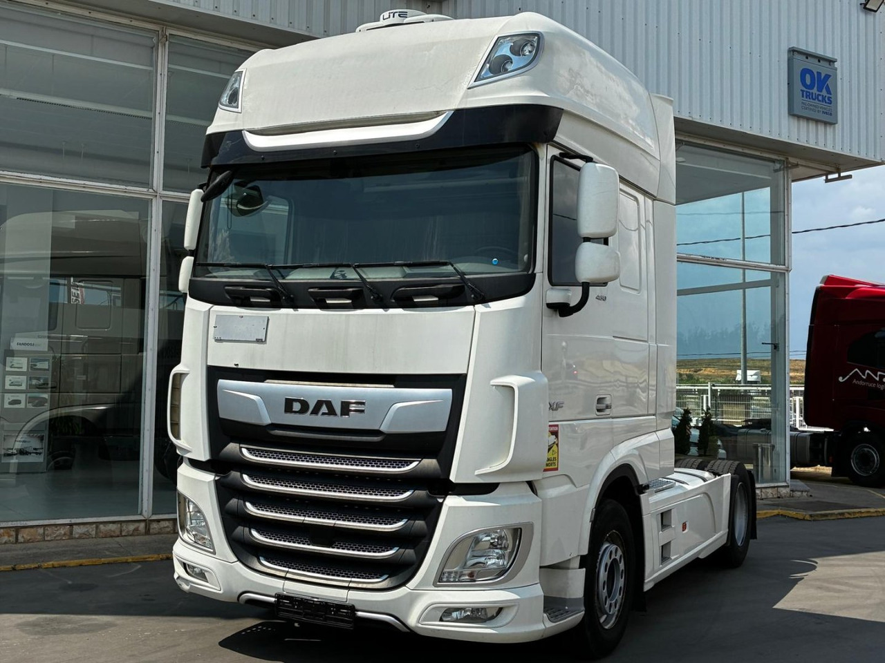 Cabeza Tractora DAF 480 AUTOMATICA CON INTARDER - Tegljač: slika Cabeza Tractora DAF 480 AUTOMATICA CON INTARDER - Tegljač Cabeza Tractora DAF 480 AUTOMATICA CON INTARDER - Tegljač: slika Cabeza Tractora DAF 480 AUTOMATICA CON INTARDER - Tegljač