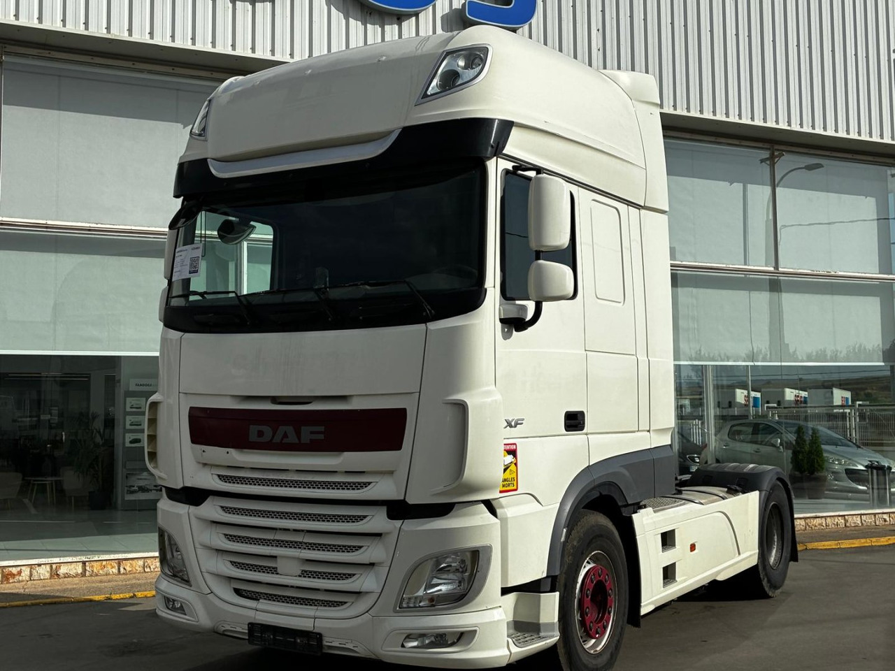 Cabeza Tractora DAF 480 SUPER SPACE CAB AUTOMATICA CON INTARDER - Tegljač: slika Cabeza Tractora DAF 480 SUPER SPACE CAB AUTOMATICA CON INTARDER - Tegljač Cabeza Tractora DAF 480 SUPER SPACE CAB AUTOMATICA CON INTARDER - Tegljač: slika Cabeza Tractora DAF 480 SUPER SPACE CAB AUTOMATICA CON INTARDER - Tegljač