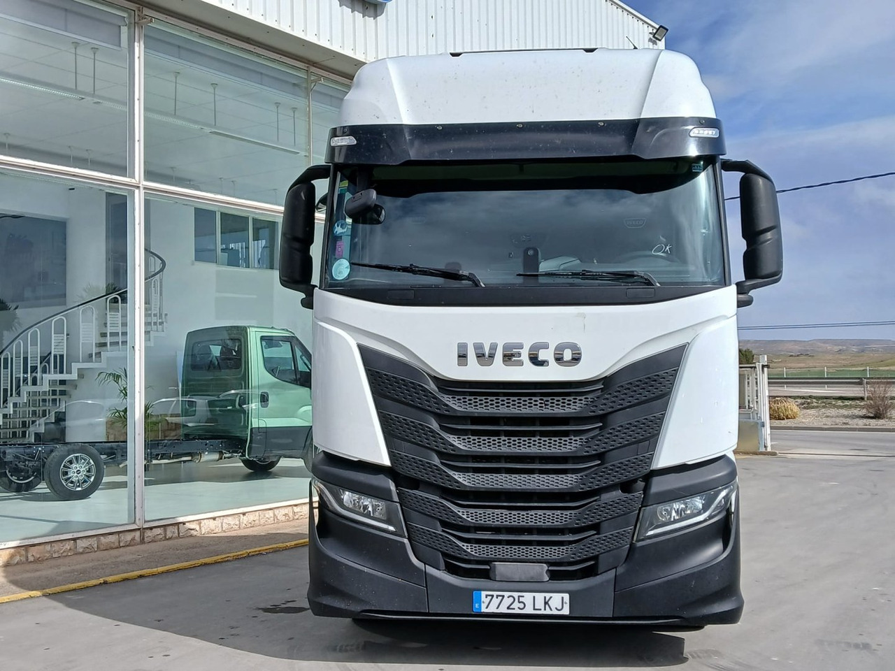 Cabeza Tractora IVECO 460 AUTOMATICO INTARDER ADR - Tegljač: slika Cabeza Tractora IVECO 460 AUTOMATICO INTARDER ADR - Tegljač Cabeza Tractora IVECO 460 AUTOMATICO INTARDER ADR - Tegljač: slika Cabeza Tractora IVECO 460 AUTOMATICO INTARDER ADR - Tegljač