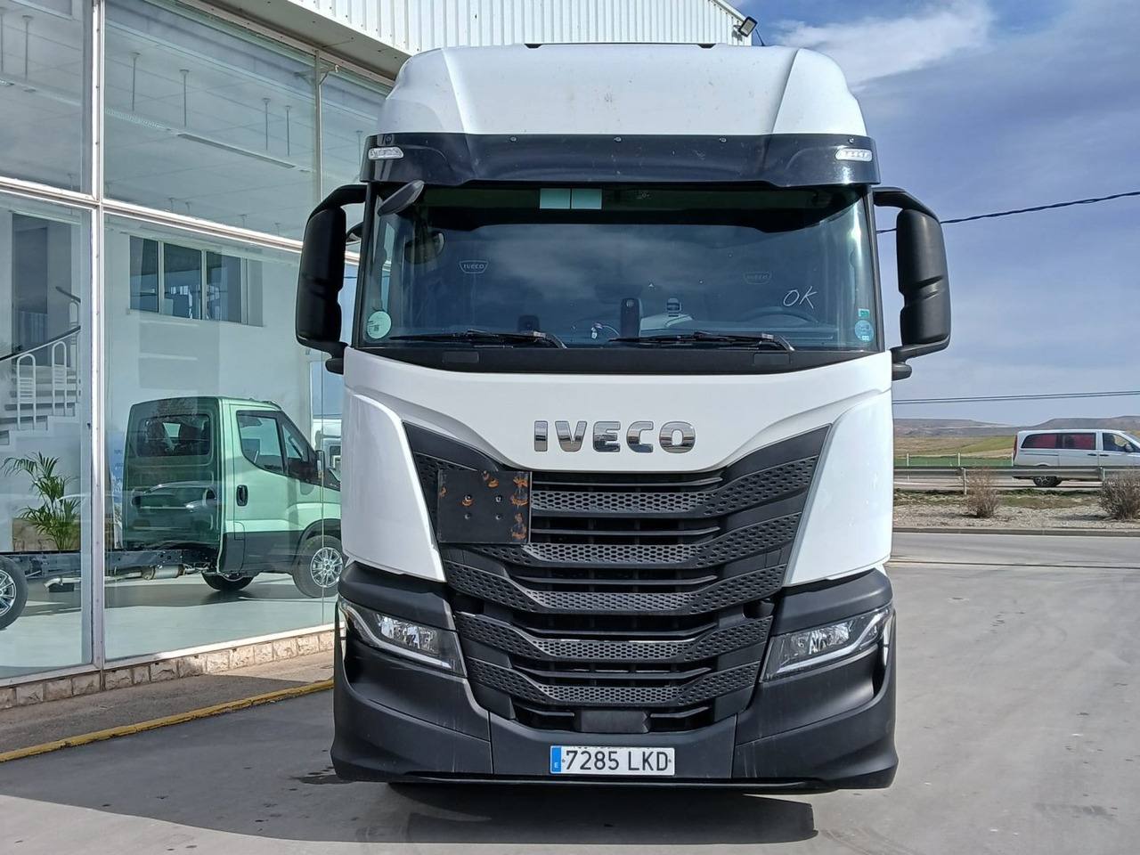 Cabeza Tractora IVECO 460 AUTOMATICO INTARDER ADR - Tegljač: slika Cabeza Tractora IVECO 460 AUTOMATICO INTARDER ADR - Tegljač Cabeza Tractora IVECO 460 AUTOMATICO INTARDER ADR - Tegljač: slika Cabeza Tractora IVECO 460 AUTOMATICO INTARDER ADR - Tegljač