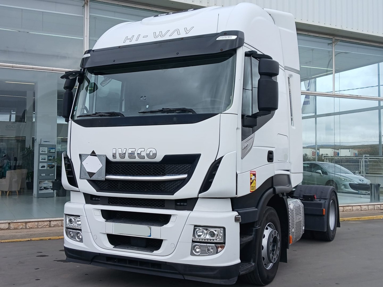 Cabeza Tractora IVECO 480 AUTOMATICO CON INTARDER - Tegljač: slika Cabeza Tractora IVECO 480 AUTOMATICO CON INTARDER - Tegljač Cabeza Tractora IVECO 480 AUTOMATICO CON INTARDER - Tegljač: slika Cabeza Tractora IVECO 480 AUTOMATICO CON INTARDER - Tegljač