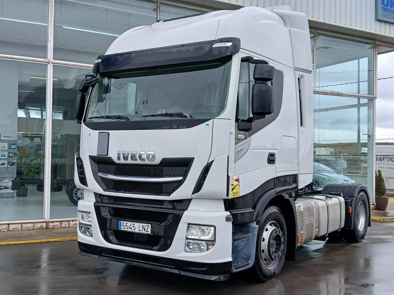 Tegljač Cabeza Tractora IVECO 480 AUTOMATICO CON INTARDER: slika Tegljač Cabeza Tractora IVECO 480 AUTOMATICO CON INTARDER