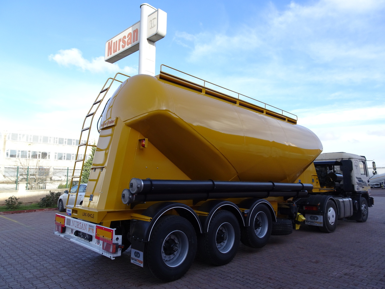 NURSAN Steel W Type Silo - Silos poluprikolica: slika NURSAN Steel W Type Silo - Silos poluprikolica NURSAN Steel W Type Silo - Silos poluprikolica: slika NURSAN Steel W Type Silo - Silos poluprikolica
