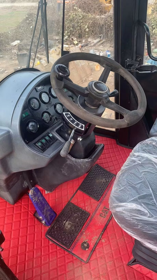 CAT 950H 966H 950GC - Utovarivač na kotačima: slika CAT 950H 966H 950GC - Utovarivač na kotačima CAT 950H 966H 950GC - Utovarivač na kotačima: slika CAT 950H 966H 950GC - Utovarivač na kotačima