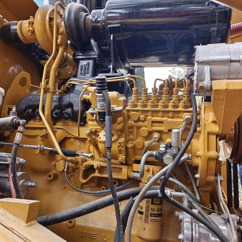 CAT 966 H - Utovarivač na kotačima: slika CAT 966 H - Utovarivač na kotačima CAT 966 H - Utovarivač na kotačima: slika CAT 966 H - Utovarivač na kotačima