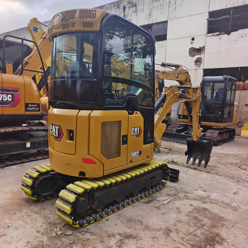 Mini bager CATERPILLAR 302CR CAT WITH Rubber Track Shoe: slika Mini bager CATERPILLAR 302CR CAT WITH Rubber Track Shoe