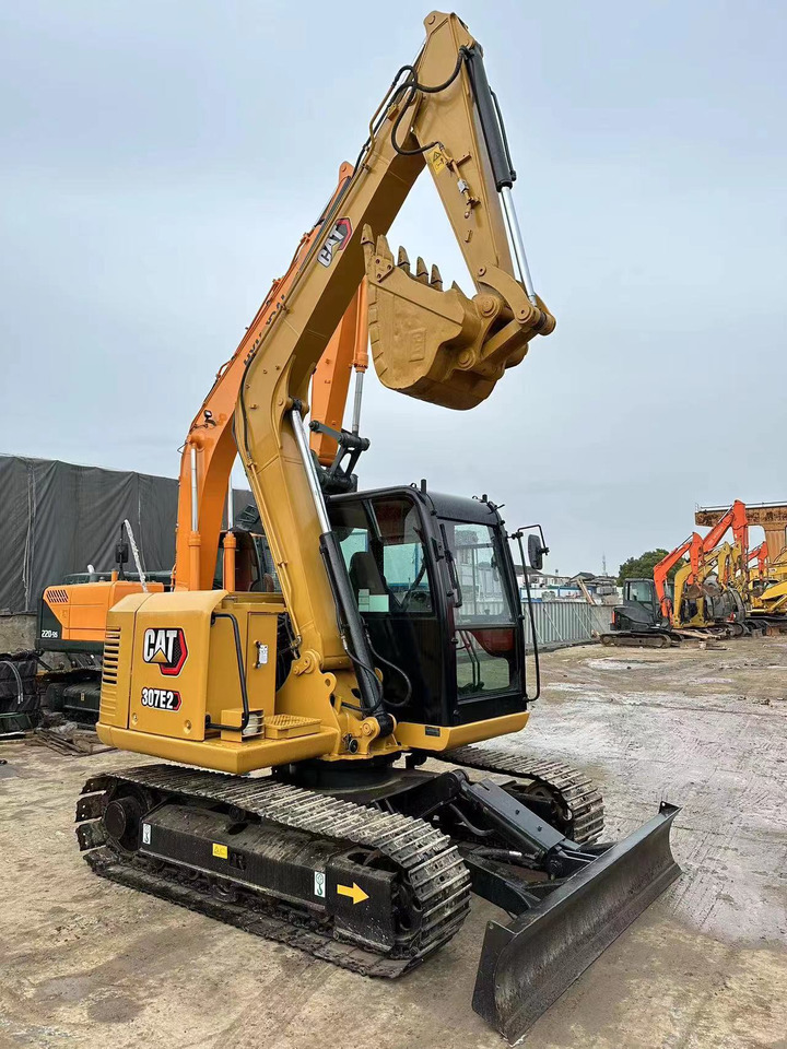 CATERPILLAR 307E2 - Mini bager: slika CATERPILLAR 307E2 - Mini bager CATERPILLAR 307E2 - Mini bager: slika CATERPILLAR 307E2 - Mini bager