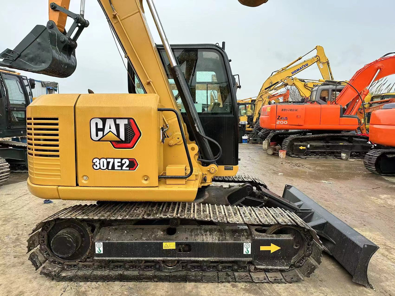 CATERPILLAR 307E2 - Mini bager: slika CATERPILLAR 307E2 - Mini bager CATERPILLAR 307E2 - Mini bager: slika CATERPILLAR 307E2 - Mini bager