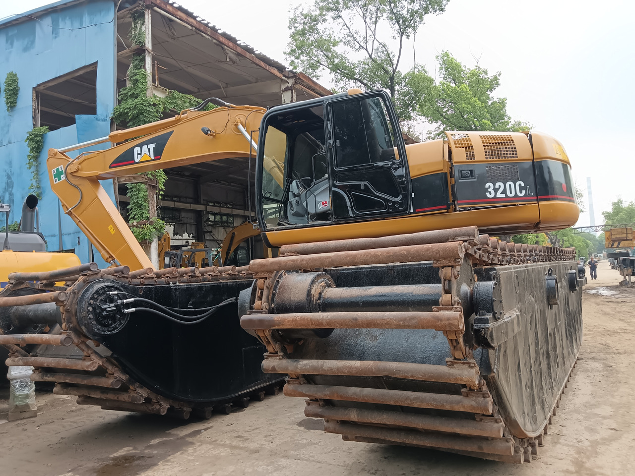 CATERPILLAR 320CL DREDGER CAT - Bager amfibija: slika CATERPILLAR 320CL DREDGER CAT - Bager amfibija CATERPILLAR 320CL DREDGER CAT - Bager amfibija: slika CATERPILLAR 320CL DREDGER CAT - Bager amfibija