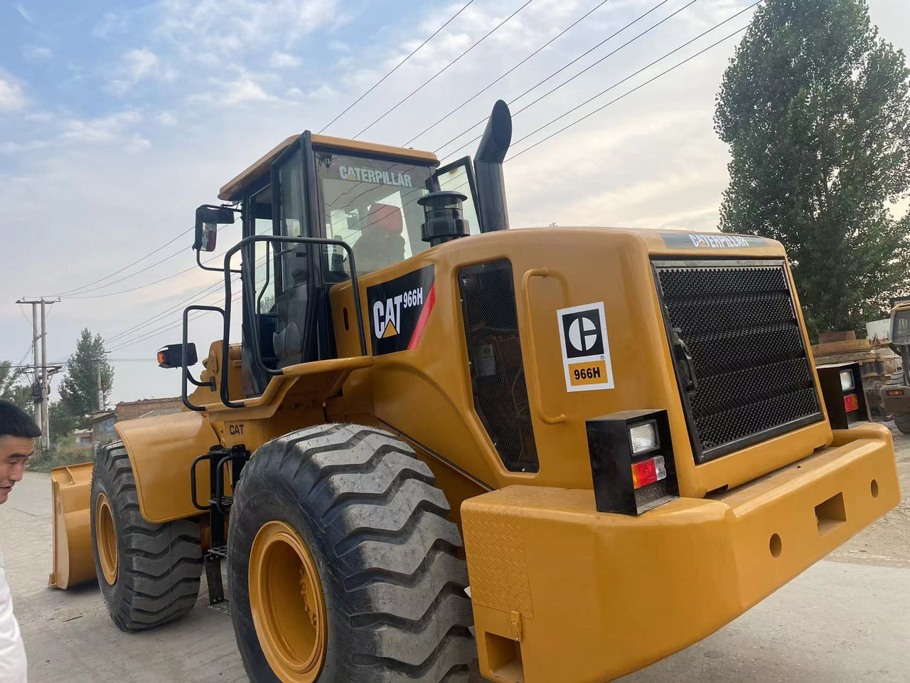 CATERPILLAR 966 H - Utovarivač na kotačima: slika CATERPILLAR 966 H - Utovarivač na kotačima CATERPILLAR 966 H - Utovarivač na kotačima: slika CATERPILLAR 966 H - Utovarivač na kotačima