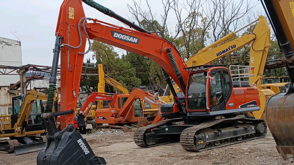 DOOSAN DX 225 LC - 9 C DX225 LCA - Bager gusjeničar: slika DOOSAN DX 225 LC - 9 C DX225 LCA - Bager gusjeničar DOOSAN DX 225 LC - 9 C DX225 LCA - Bager gusjeničar: slika DOOSAN DX 225 LC - 9 C DX225 LCA - Bager gusjeničar