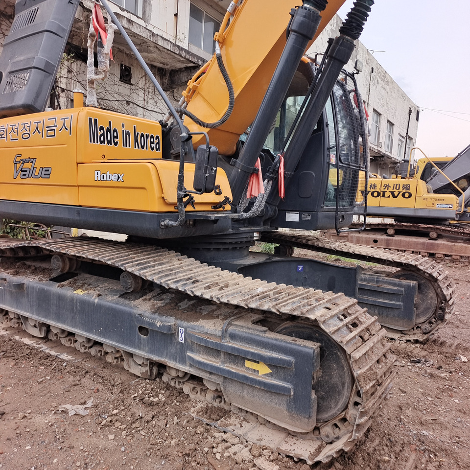 HYUNDAI 305LC-9S - Bager gusjeničar: slika HYUNDAI 305LC-9S - Bager gusjeničar HYUNDAI 305LC-9S - Bager gusjeničar: slika HYUNDAI 305LC-9S - Bager gusjeničar