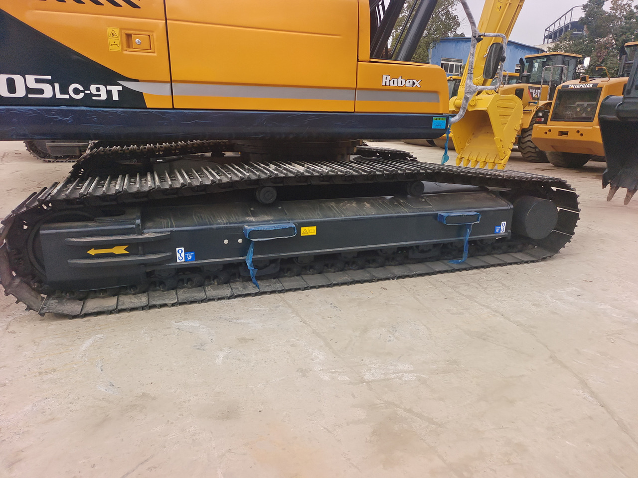 HYUNDAI 305LC-9T 305LC-9S - Bager gusjeničar: slika HYUNDAI 305LC-9T 305LC-9S - Bager gusjeničar HYUNDAI 305LC-9T 305LC-9S - Bager gusjeničar: slika HYUNDAI 305LC-9T 305LC-9S - Bager gusjeničar