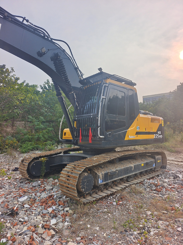 HYUNDAI HX225HD - Bager gusjeničar: slika HYUNDAI HX225HD - Bager gusjeničar HYUNDAI HX225HD - Bager gusjeničar: slika HYUNDAI HX225HD - Bager gusjeničar