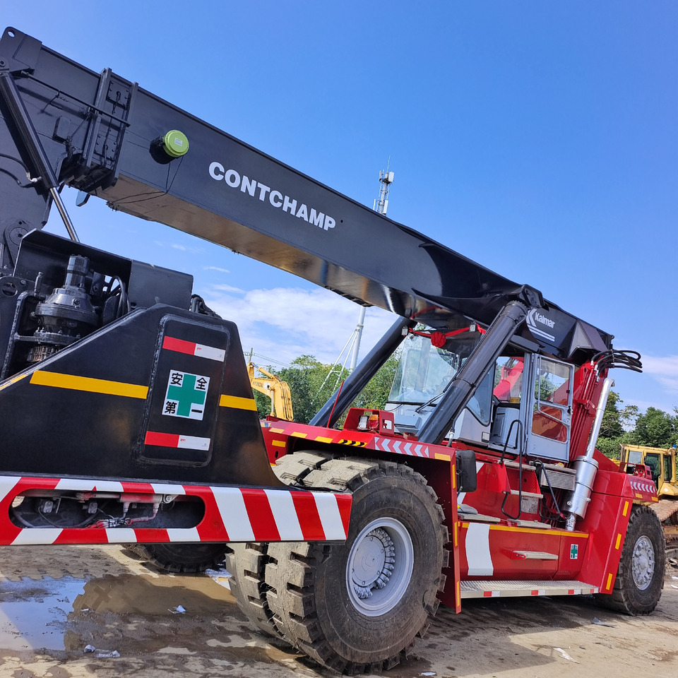 KALMAR DRF450 45 TON REACH STACKER DRT450 DRU450 DRD 450 - Dohvatni viličar: slika KALMAR DRF450 45 TON REACH STACKER DRT450 DRU450 DRD 450 - Dohvatni viličar KALMAR DRF450 45 TON REACH STACKER DRT450 DRU450 DRD 450 - Dohvatni viličar: slika KALMAR DRF450 45 TON REACH STACKER DRT450 DRU450 DRD 450 - Dohvatni viličar