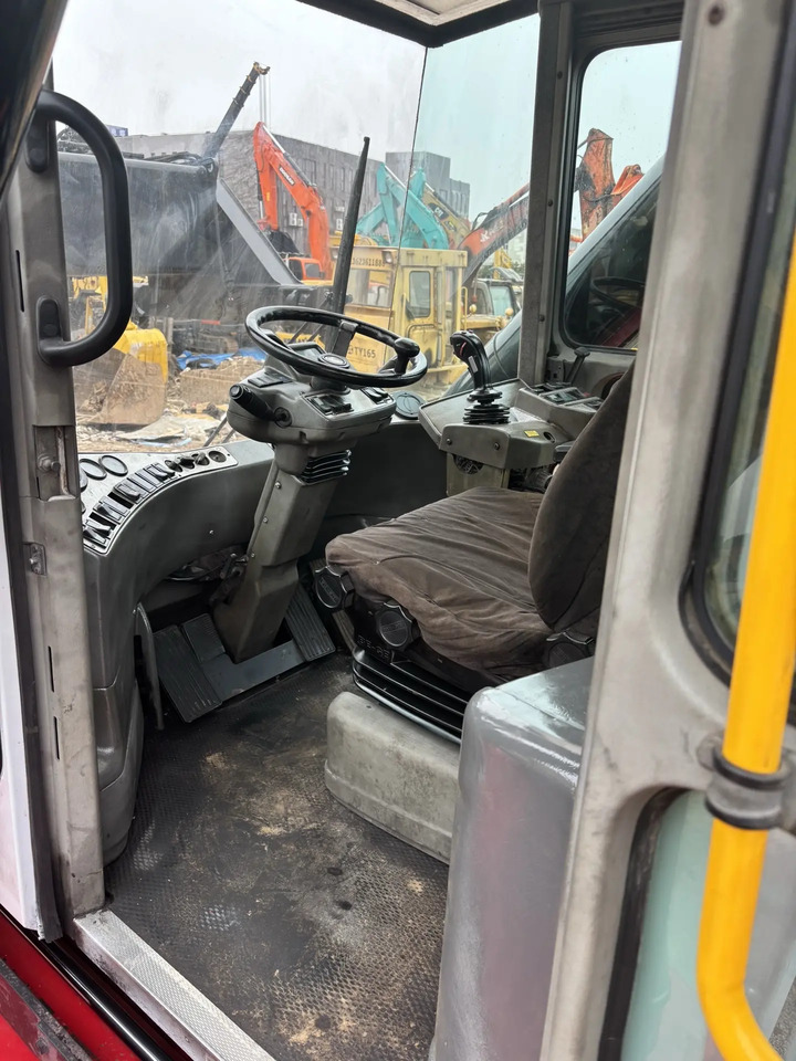 KALMAR DRS4527-S5 - Dohvatni viličar: slika KALMAR DRS4527-S5 - Dohvatni viličar KALMAR DRS4527-S5 - Dohvatni viličar: slika KALMAR DRS4527-S5 - Dohvatni viličar