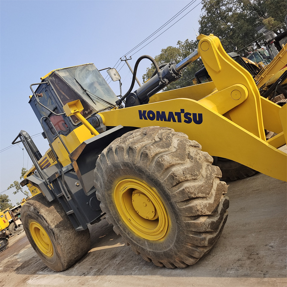 KOMATSU WA470 - Utovarivač na kotačima: slika KOMATSU WA470 - Utovarivač na kotačima KOMATSU WA470 - Utovarivač na kotačima: slika KOMATSU WA470 - Utovarivač na kotačima
