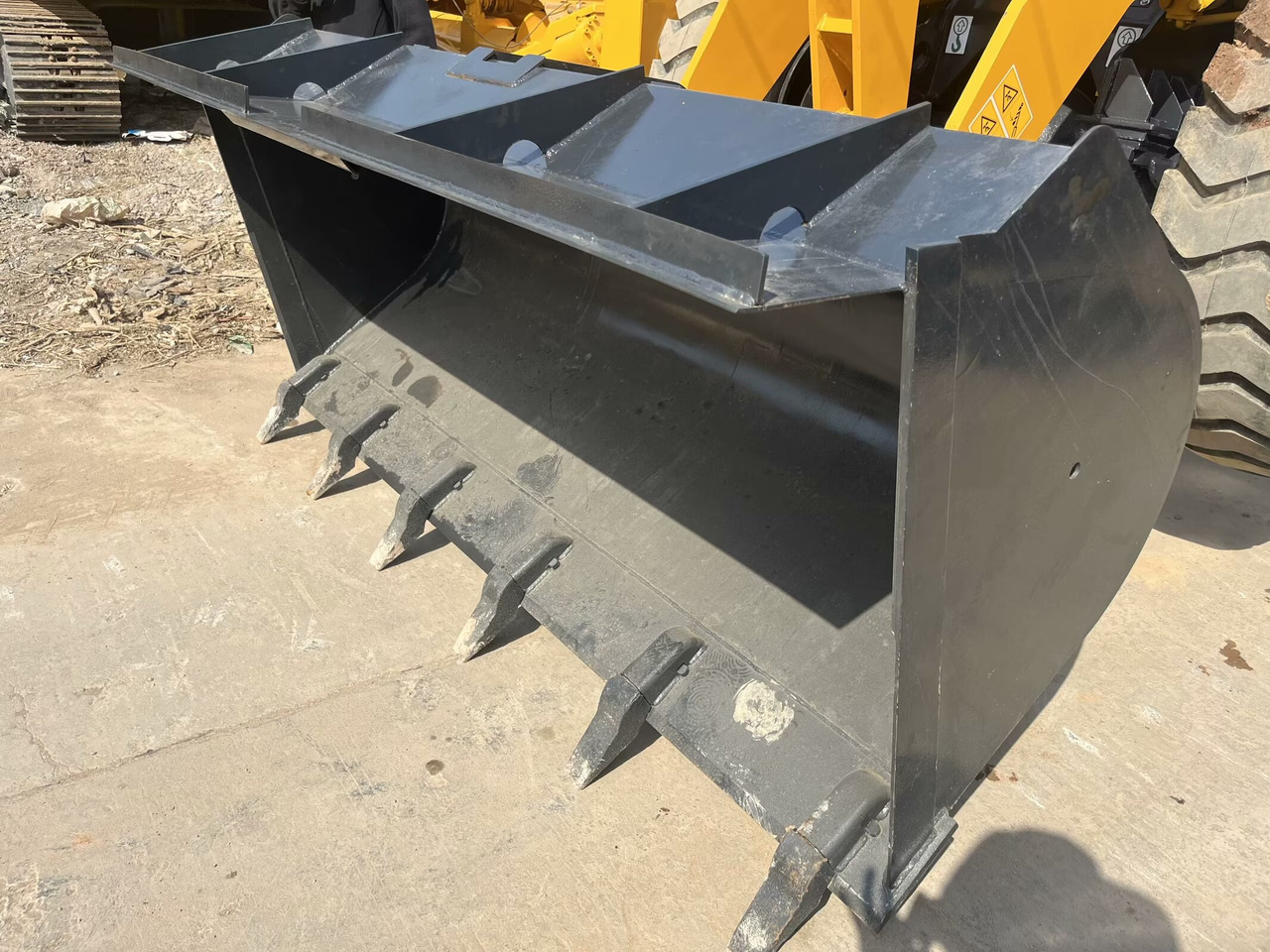 LIUGONG 835 836 856 856H - Utovarivač na kotačima: slika LIUGONG 835 836 856 856H - Utovarivač na kotačima LIUGONG 835 836 856 856H - Utovarivač na kotačima: slika LIUGONG 835 836 856 856H - Utovarivač na kotačima