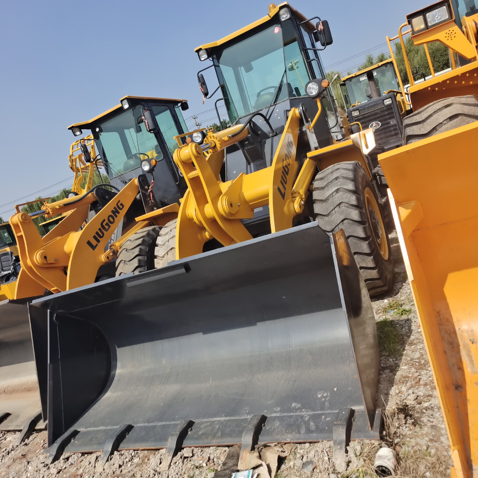 LIUGONG 836 - Utovarivač na kotačima: slika LIUGONG 836 - Utovarivač na kotačima LIUGONG 836 - Utovarivač na kotačima: slika LIUGONG 836 - Utovarivač na kotačima