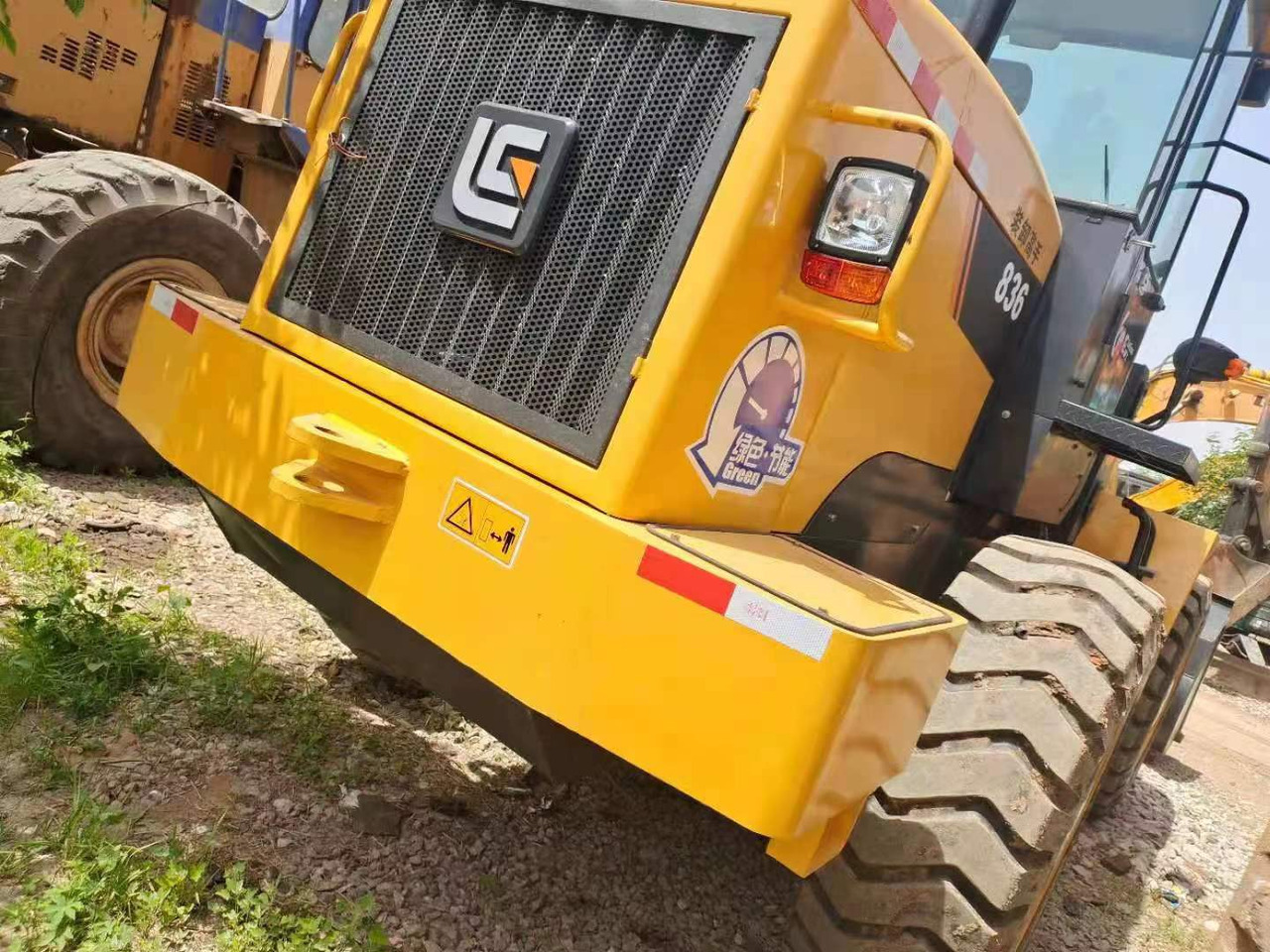 Utovarivač na kotačima LIUGONG 836: slika Utovarivač na kotačima LIUGONG 836