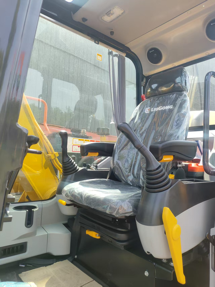 LIUGONG 9075FG4 BRAND NEW 7.5 TON DIGGER - Mini bager: slika LIUGONG 9075FG4 BRAND NEW 7.5 TON DIGGER - Mini bager LIUGONG 9075FG4 BRAND NEW 7.5 TON DIGGER - Mini bager: slika LIUGONG 9075FG4 BRAND NEW 7.5 TON DIGGER - Mini bager