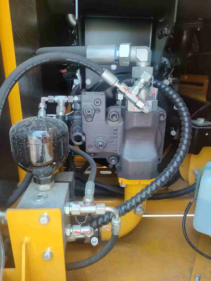 LIUGONG 9075FG4 BRAND NEW 7.5 TON DIGGER - Mini bager: slika LIUGONG 9075FG4 BRAND NEW 7.5 TON DIGGER - Mini bager LIUGONG 9075FG4 BRAND NEW 7.5 TON DIGGER - Mini bager: slika LIUGONG 9075FG4 BRAND NEW 7.5 TON DIGGER - Mini bager