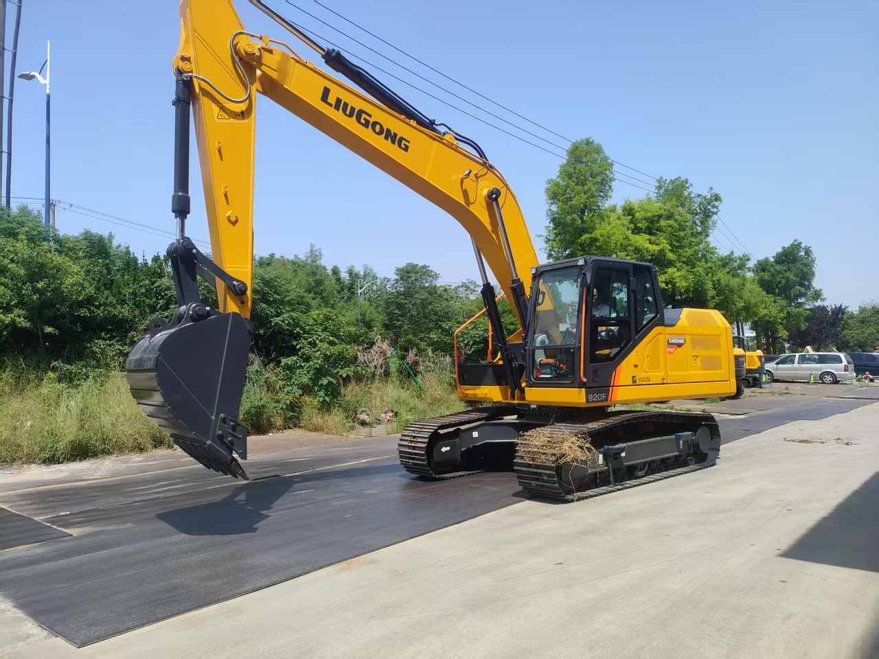 LIUGONG 920FG4 100% Brand New 21.5 TON 20 TON - Bager gusjeničar: slika LIUGONG 920FG4 100% Brand New 21.5 TON 20 TON - Bager gusjeničar LIUGONG 920FG4 100% Brand New 21.5 TON 20 TON - Bager gusjeničar: slika LIUGONG 920FG4 100% Brand New 21.5 TON 20 TON - Bager gusjeničar
