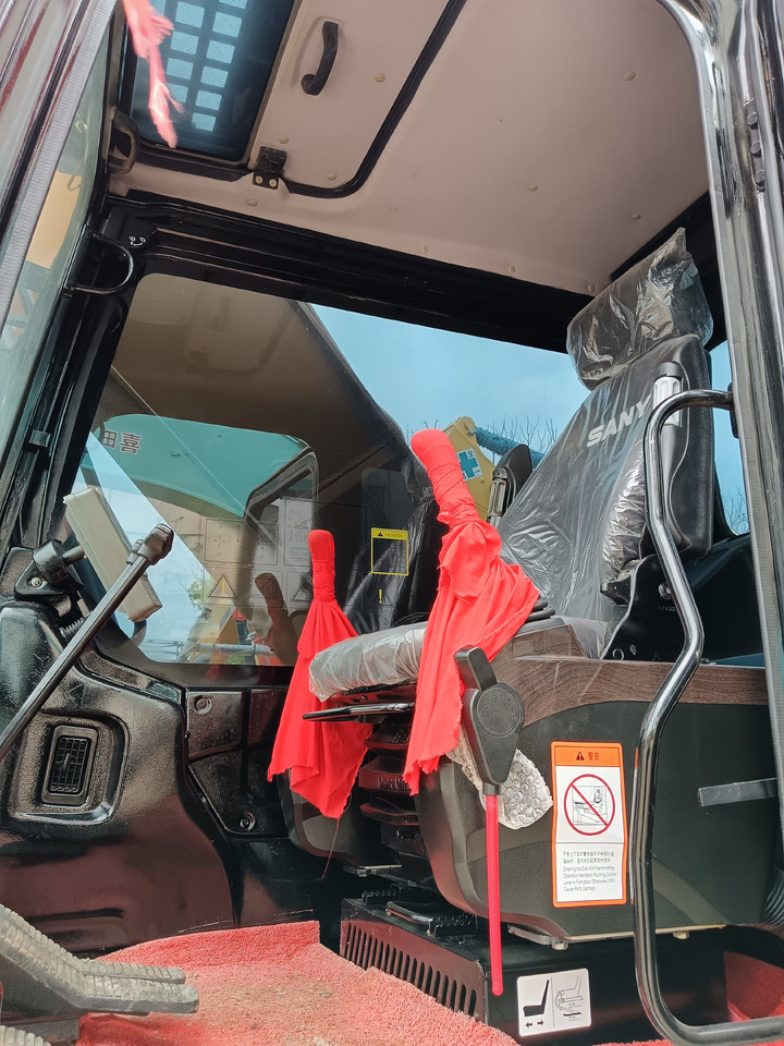 Bager gusjeničar SANY 235H 305H 365H: slika Bager gusjeničar SANY 235H 305H 365H Bager gusjeničar SANY 235H 305H 365H: slika Bager gusjeničar SANY 235H 305H 365H