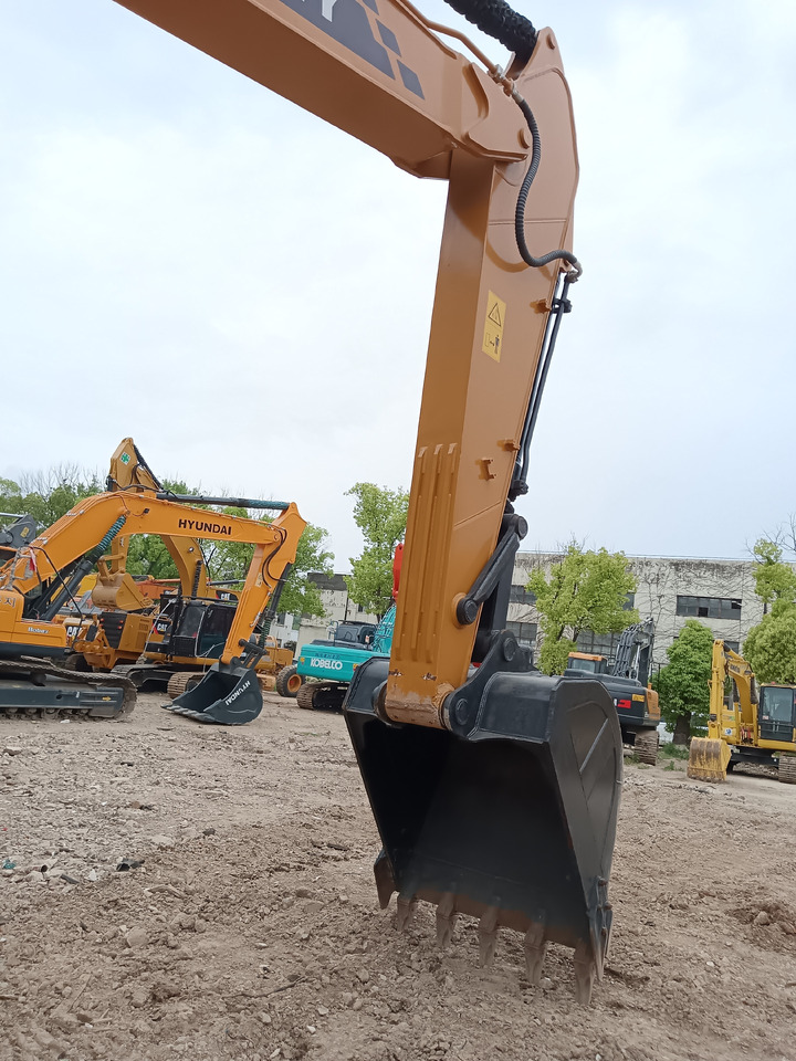 Bager gusjeničar SANY 235H 305H 365H: slika Bager gusjeničar SANY 235H 305H 365H Bager gusjeničar SANY 235H 305H 365H: slika Bager gusjeničar SANY 235H 305H 365H