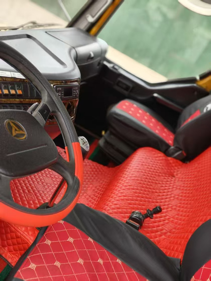 Autodizalica SANY STC 500: slika Autodizalica SANY STC 500 Autodizalica SANY STC 500: slika Autodizalica SANY STC 500