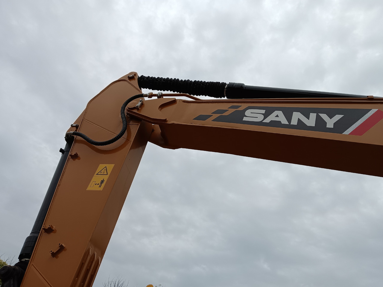 SANY SY 235H - Bager gusjeničar: slika SANY SY 235H - Bager gusjeničar SANY SY 235H - Bager gusjeničar: slika SANY SY 235H - Bager gusjeničar