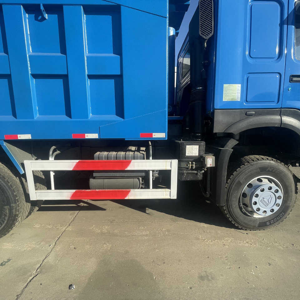 SINOTRUK HOWO 6*4 371 375 380 400 420 - Kiper: slika SINOTRUK HOWO 6*4 371 375 380 400 420 - Kiper SINOTRUK HOWO 6*4 371 375 380 400 420 - Kiper: slika SINOTRUK HOWO 6*4 371 375 380 400 420 - Kiper