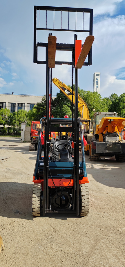 TOYOTA FD 35 - Viličar: slika TOYOTA FD 35 - Viličar TOYOTA FD 35 - Viličar: slika TOYOTA FD 35 - Viličar