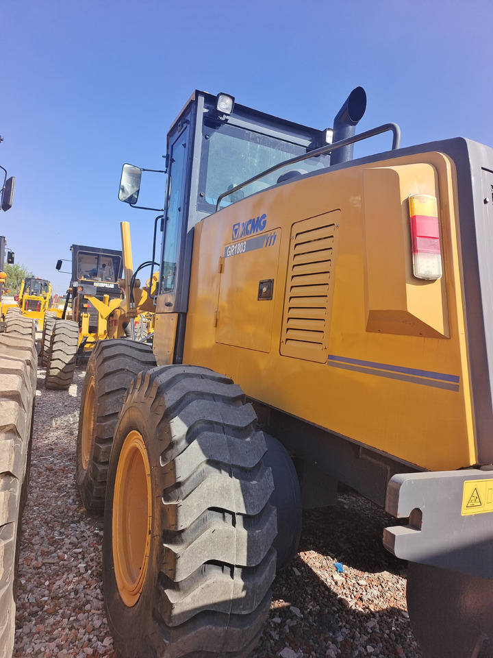 XCMG GR1803 WITH RIPPER - Grejder: slika XCMG GR1803 WITH RIPPER - Grejder XCMG GR1803 WITH RIPPER - Grejder: slika XCMG GR1803 WITH RIPPER - Grejder
