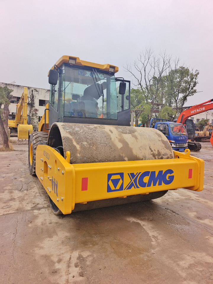 XCMG XS183J - Cestovni valjak: slika XCMG XS183J - Cestovni valjak XCMG XS183J - Cestovni valjak: slika XCMG XS183J - Cestovni valjak