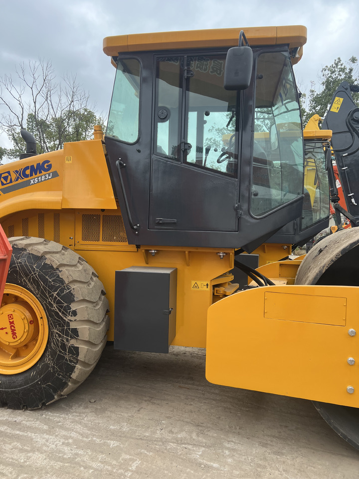 XCMG XS183J - Cestovni valjak: slika XCMG XS183J - Cestovni valjak XCMG XS183J - Cestovni valjak: slika XCMG XS183J - Cestovni valjak