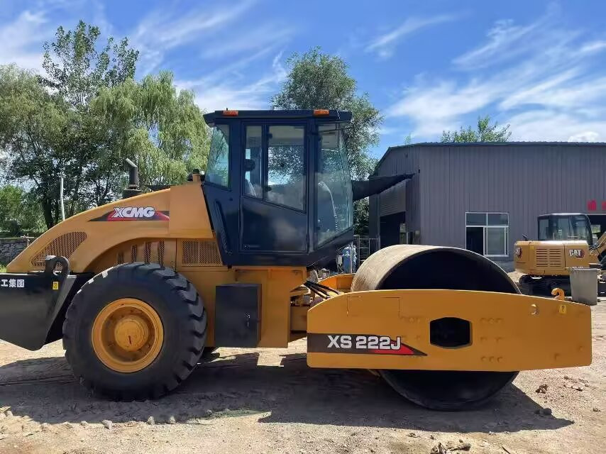 XCMG XS222J XS223J - Utovarivač na kotačima: slika XCMG XS222J XS223J - Utovarivač na kotačima XCMG XS222J XS223J - Utovarivač na kotačima: slika XCMG XS222J XS223J - Utovarivač na kotačima