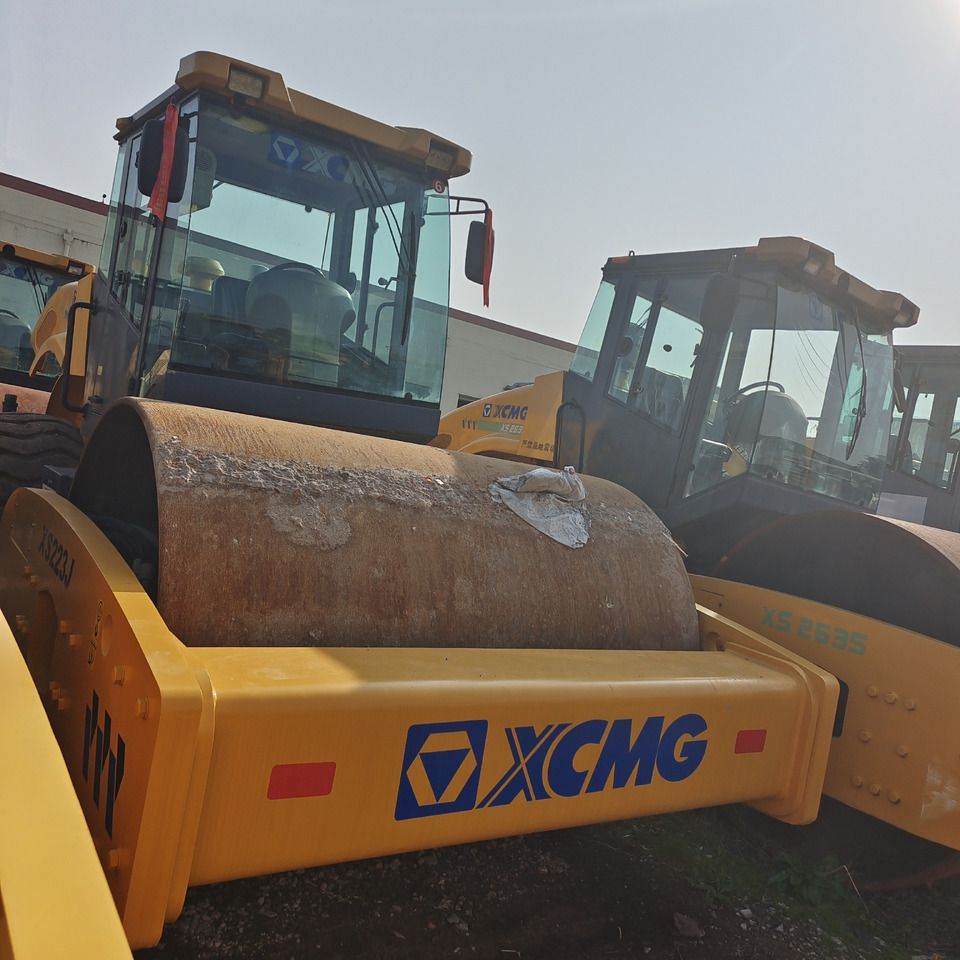 XCMG XS223J - Cestovni valjak: slika XCMG XS223J - Cestovni valjak XCMG XS223J - Cestovni valjak: slika XCMG XS223J - Cestovni valjak