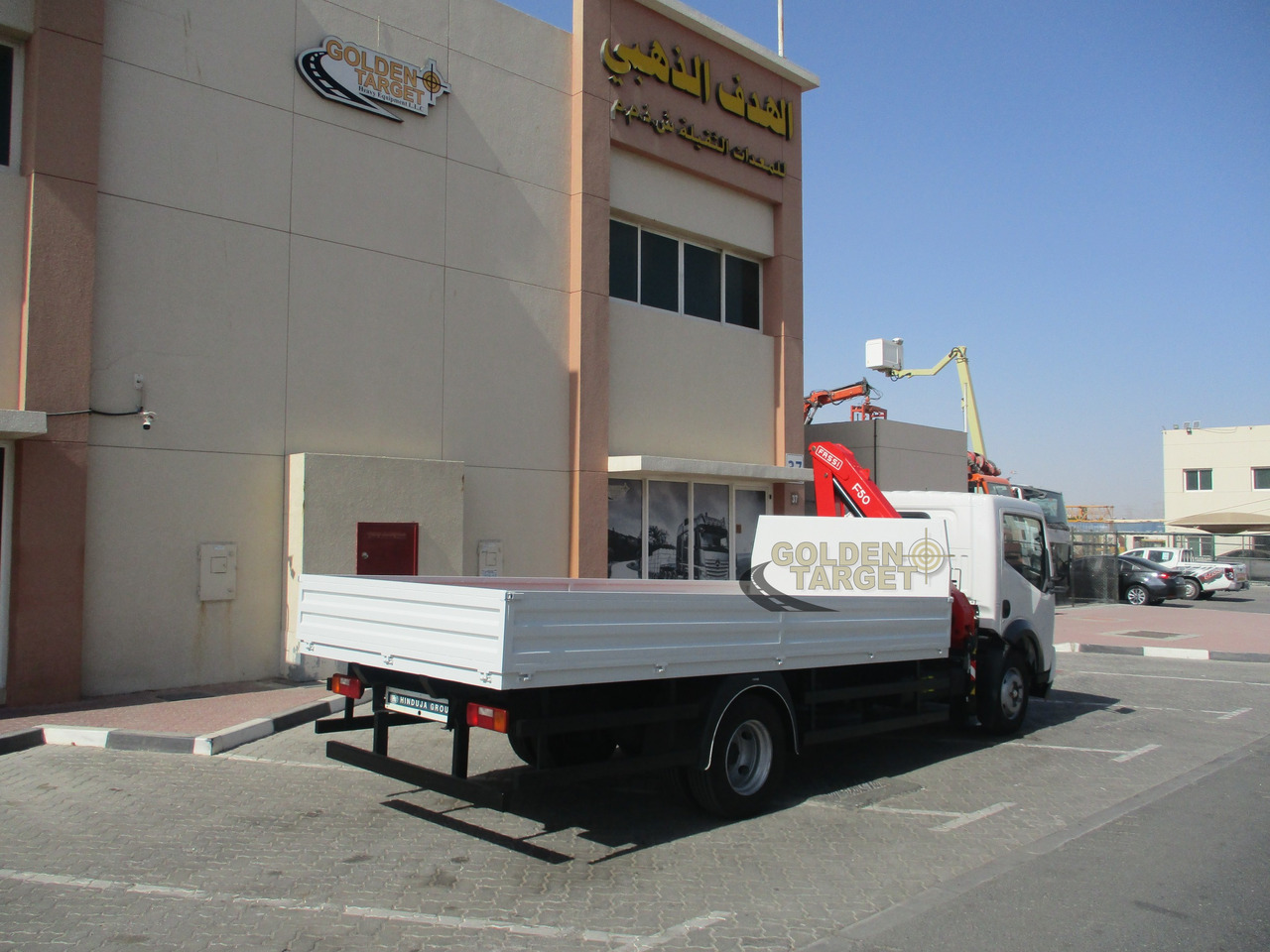 Ashok Leyland PARTNER LX 4x2 with Fassi F50A.022 Crane - Kamion s kranom: slika Ashok Leyland PARTNER LX 4x2 with Fassi F50A.022 Crane - Kamion s kranom Ashok Leyland PARTNER LX 4x2 with Fassi F50A.022 Crane - Kamion s kranom: slika Ashok Leyland PARTNER LX 4x2 with Fassi F50A.022 Crane - Kamion s kranom