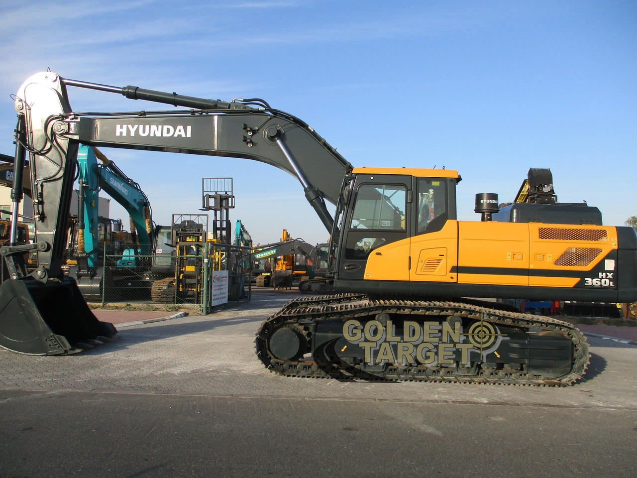 HYUNDAI HX360L Hydraulic Excavator - Bager: slika HYUNDAI HX360L Hydraulic Excavator - Bager HYUNDAI HX360L Hydraulic Excavator - Bager: slika HYUNDAI HX360L Hydraulic Excavator - Bager