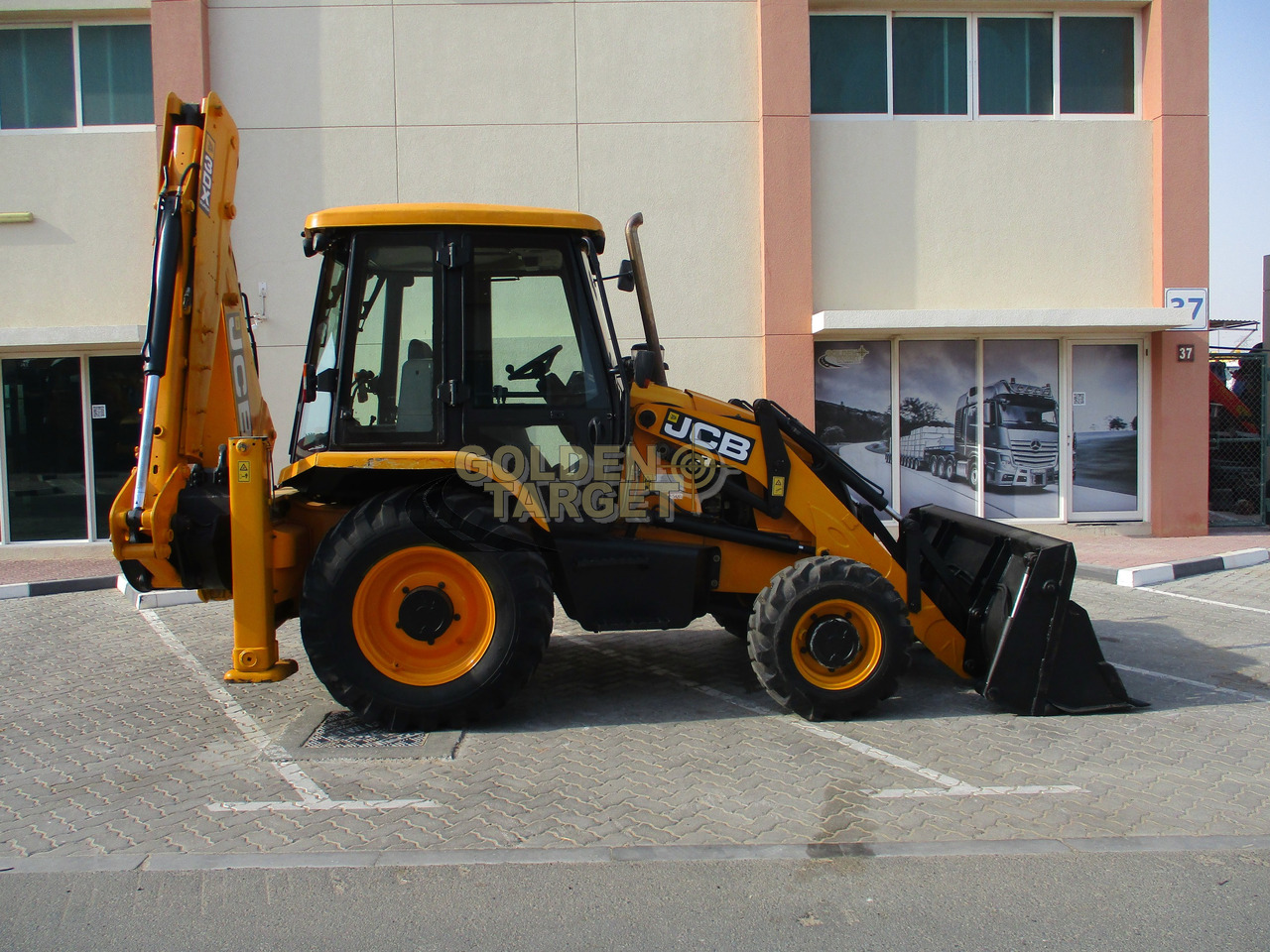 JCB 3DX PLUS 4×4 BACKHOE LOADER - Rovokopač-utovarivač: slika JCB 3DX PLUS 4×4 BACKHOE LOADER - Rovokopač-utovarivač JCB 3DX PLUS 4×4 BACKHOE LOADER - Rovokopač-utovarivač: slika JCB 3DX PLUS 4×4 BACKHOE LOADER - Rovokopač-utovarivač