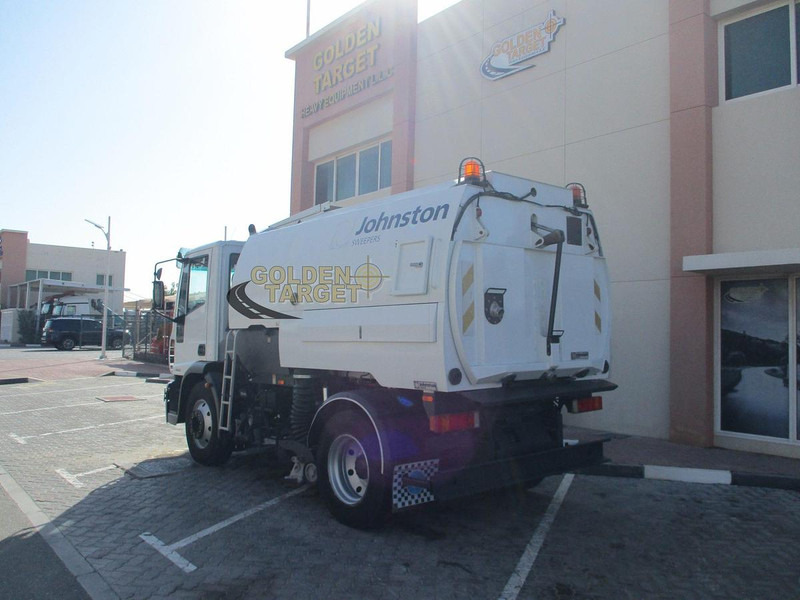 Iveco EUROCARGO 140E21 - Kamion: slika Iveco EUROCARGO 140E21 - Kamion Iveco EUROCARGO 140E21 - Kamion: slika Iveco EUROCARGO 140E21 - Kamion